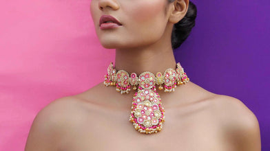 Manavati Bai Necklace Earring Tikka