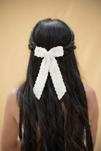Chandrika Embellished Crystal Hair Bow Barrett Clip (1 pcs)