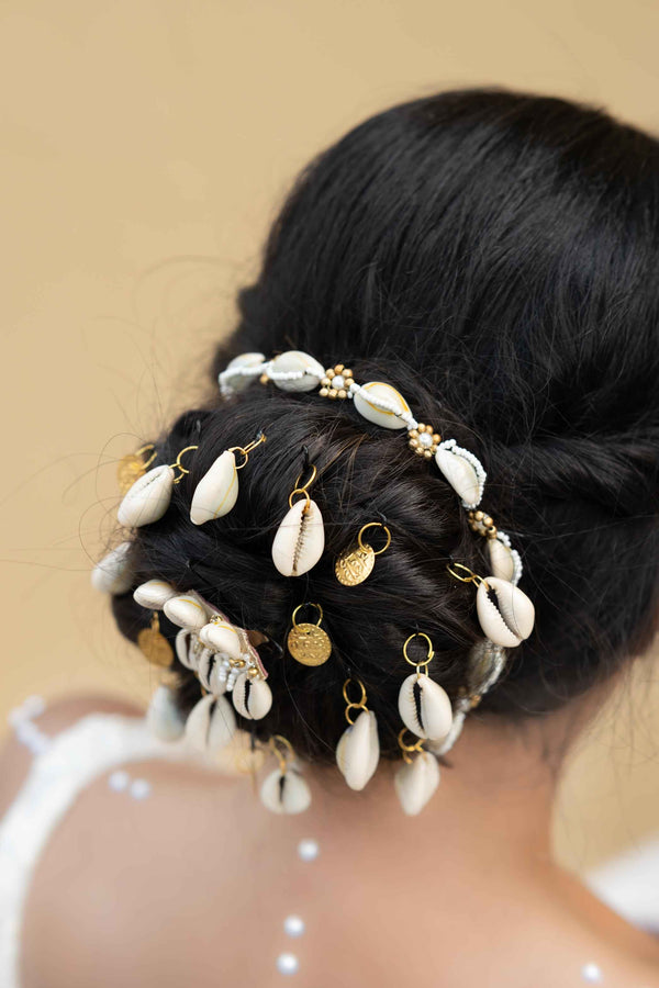 Leela Hair Bun Accessories Hair Accessories (1-Hair-Chain-,-10-shell,-1-hair-clip)