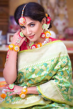 Trumpet vine Bridal Jewelry with Vibrant Hand-Embroidered Flowers and mogra accents