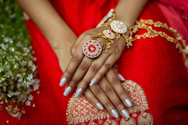 roniya haathful (set of 2)