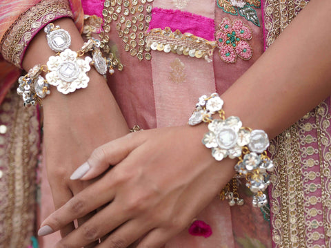 Shuvangi Bracklets(Set of 2)