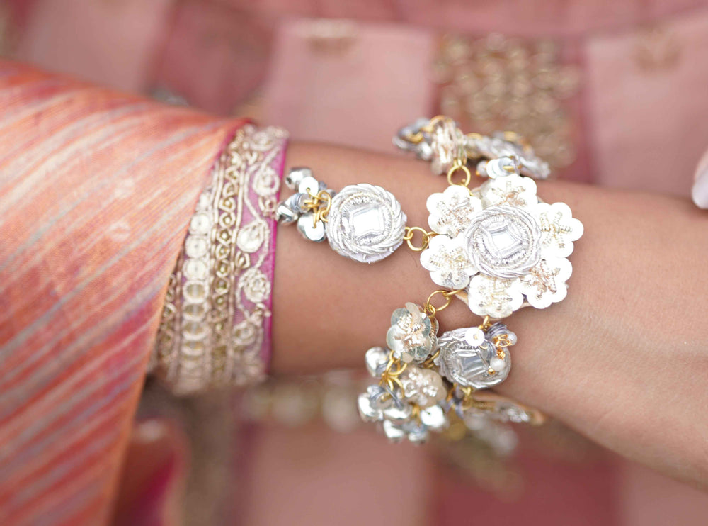 Shuvangi Bracklets(Set of 2)