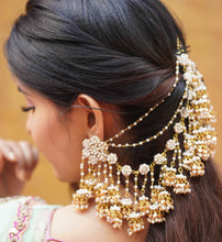 Rukaiya Earrings with earchain