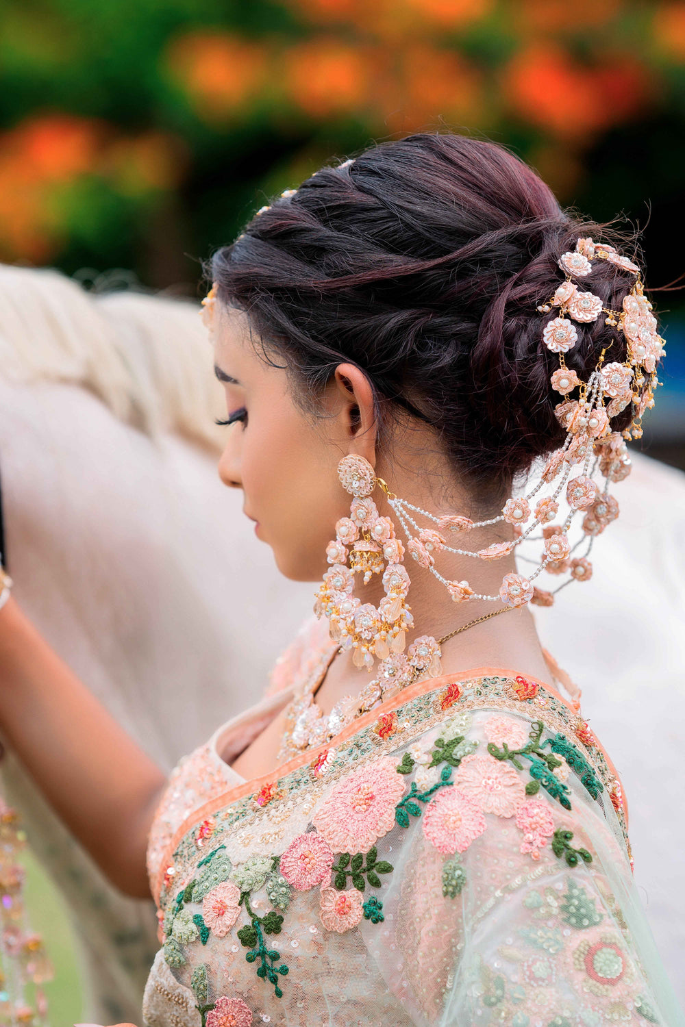 Amrita Round Earrings with earchain