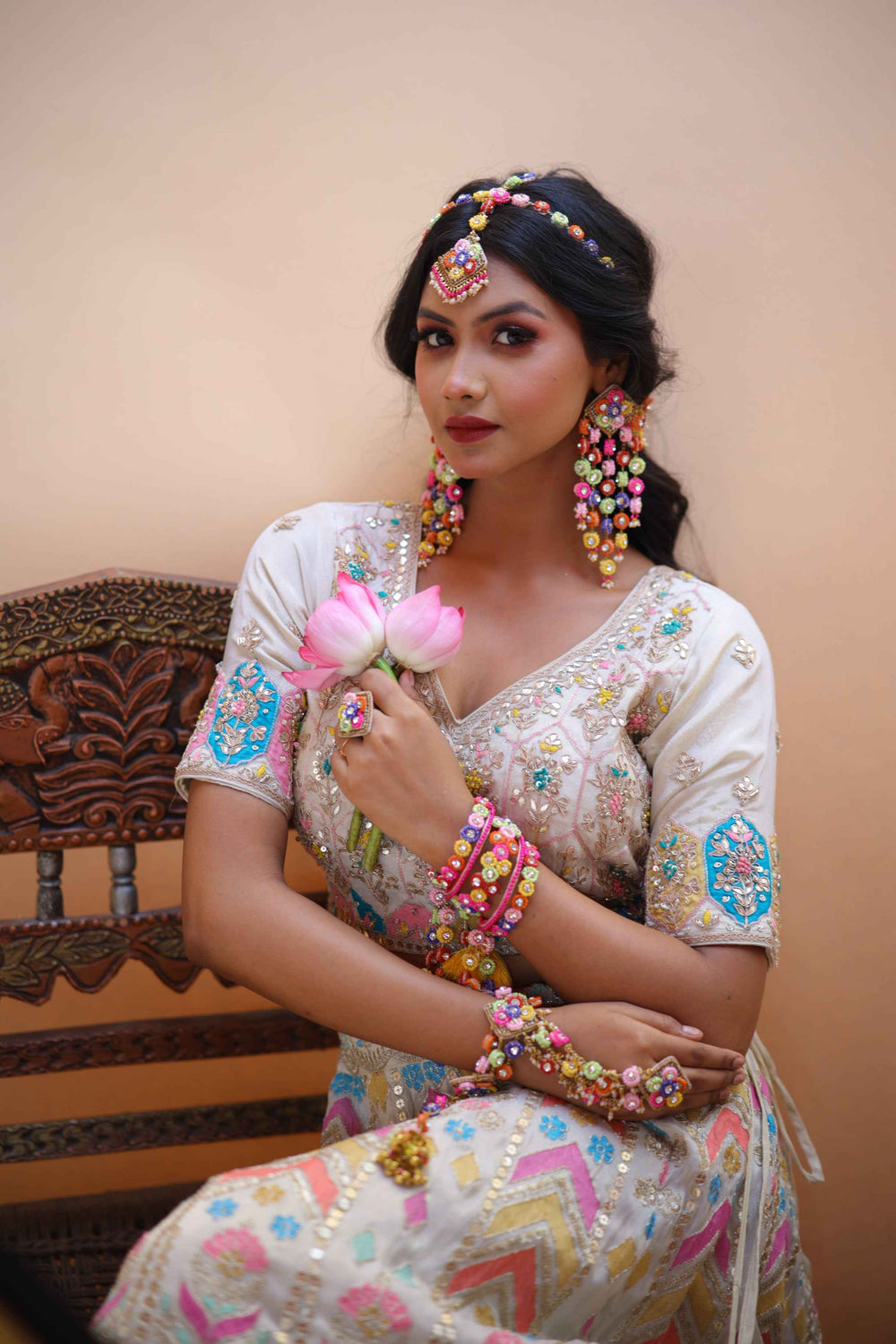 Arnika (earrings+earchain+sheeshpatti+haathful with kaleeras)