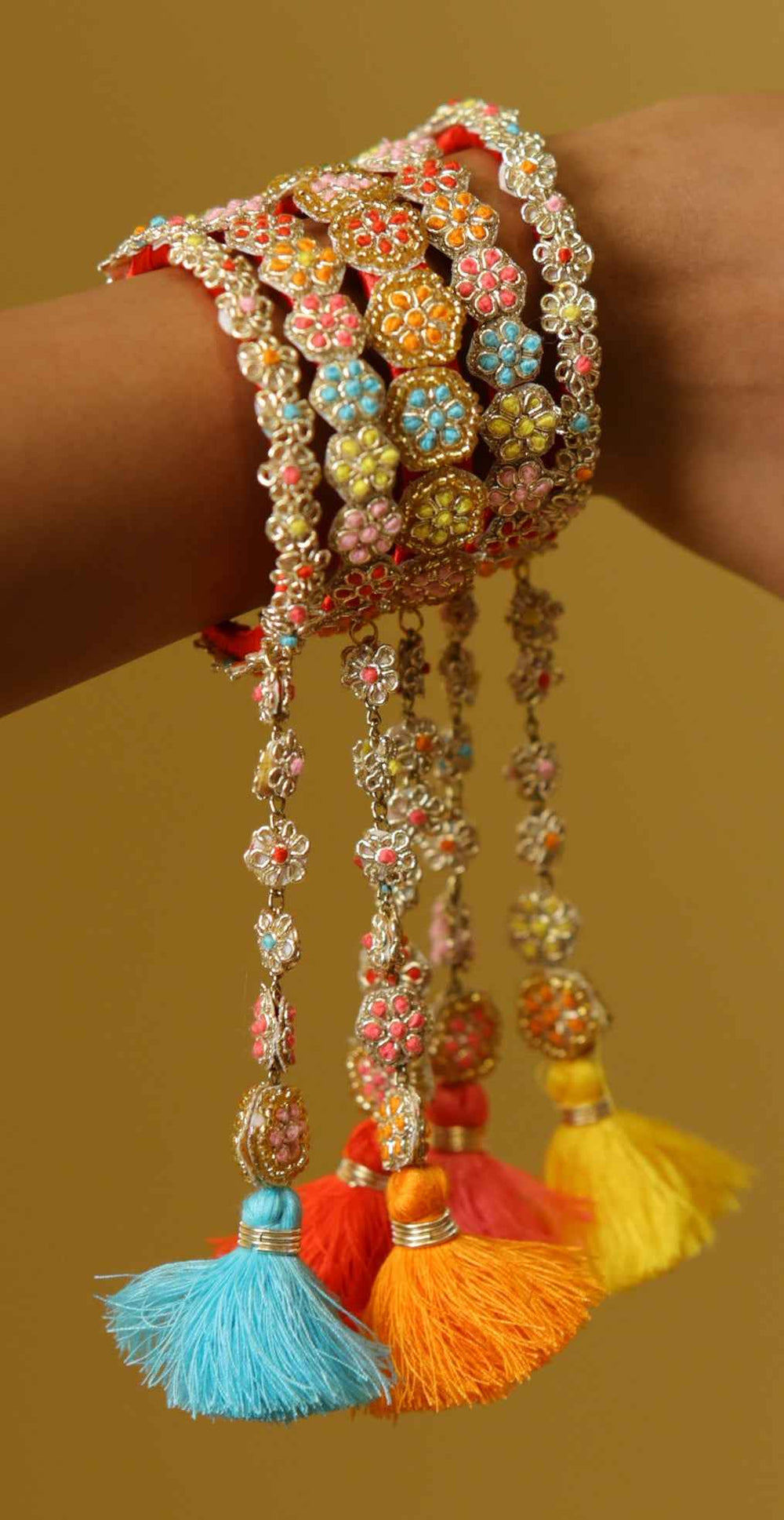 Niharika ( necklace+tikka+earrings+bangles-1 hand)