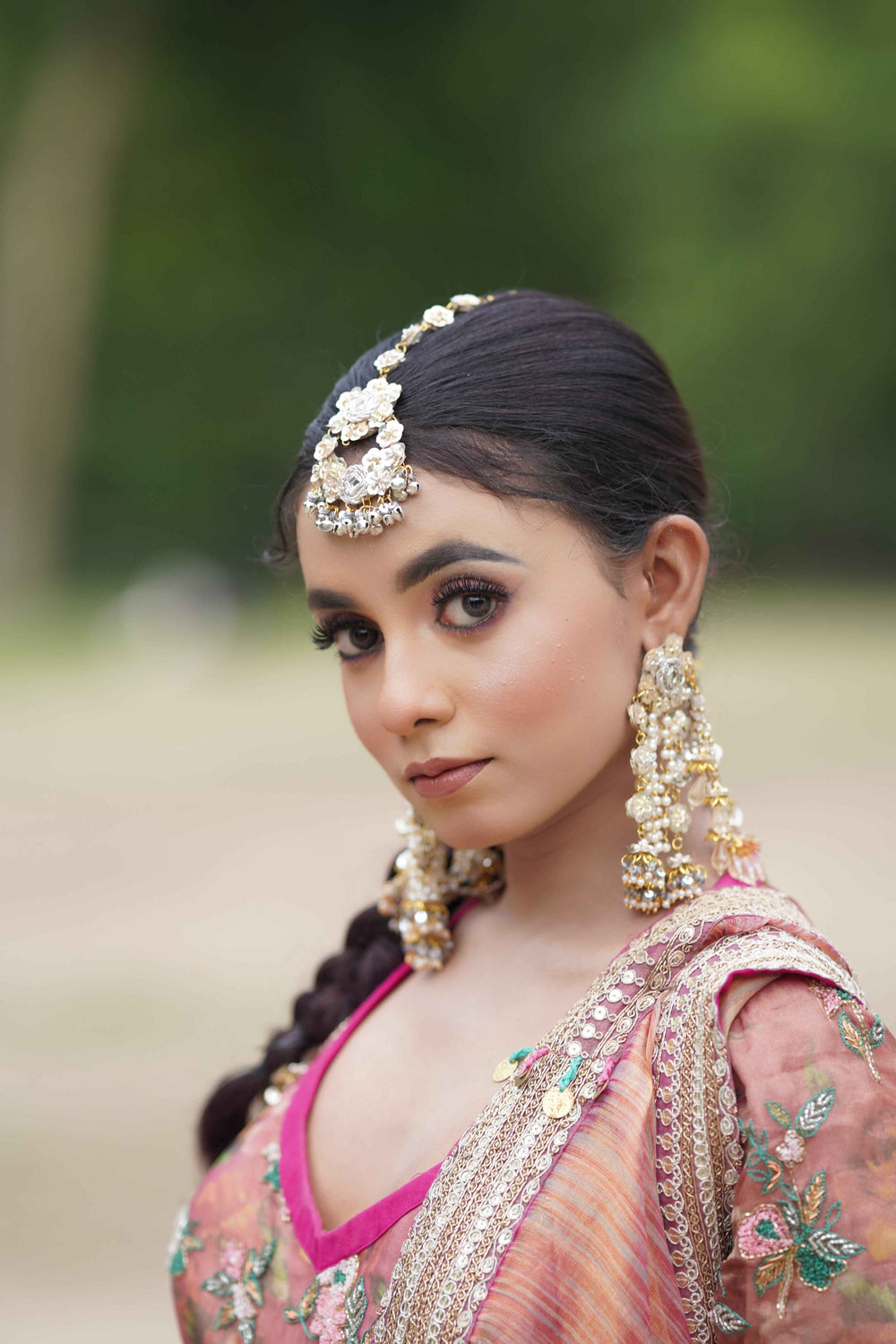 Shuvangi Full Set ( necklace+earrings+earchain+tikka+bangles pair+hairbraids )