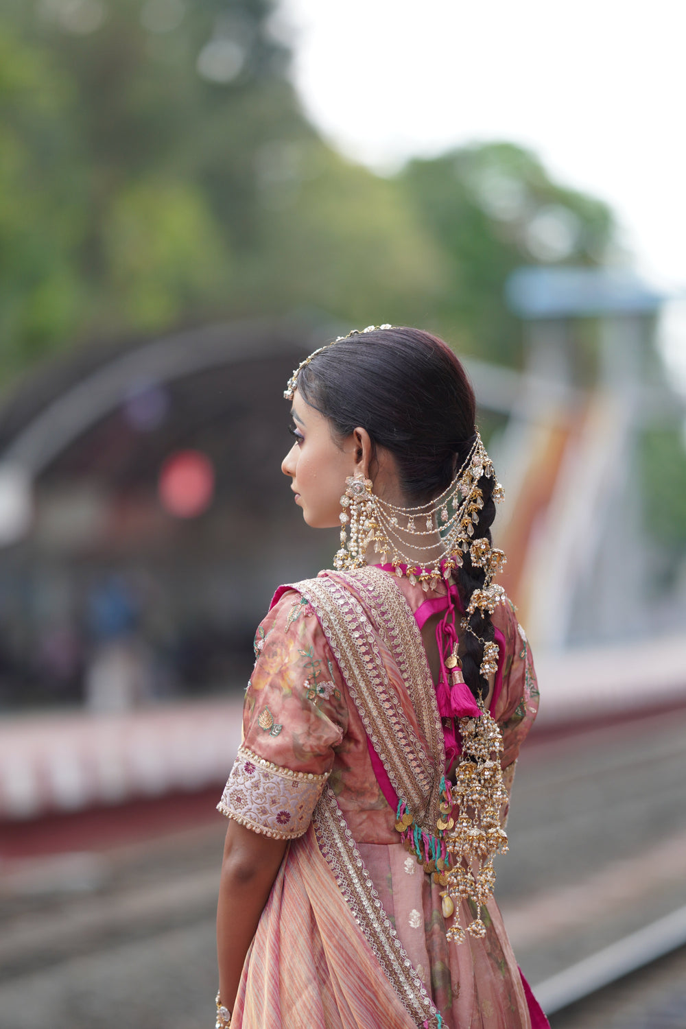 Shuvangi Full Set ( necklace+earrings+earchain+tikka+bangles pair+hairbraids )
