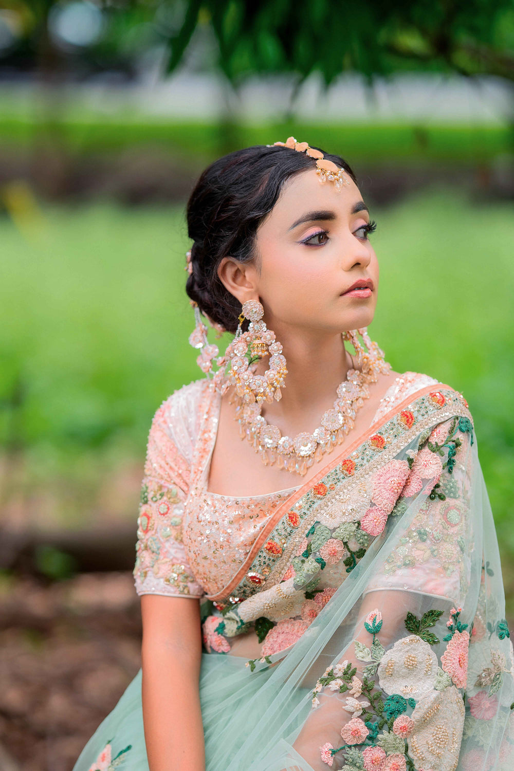 Amrita Necklace+Earrings+Earchain+Tikka