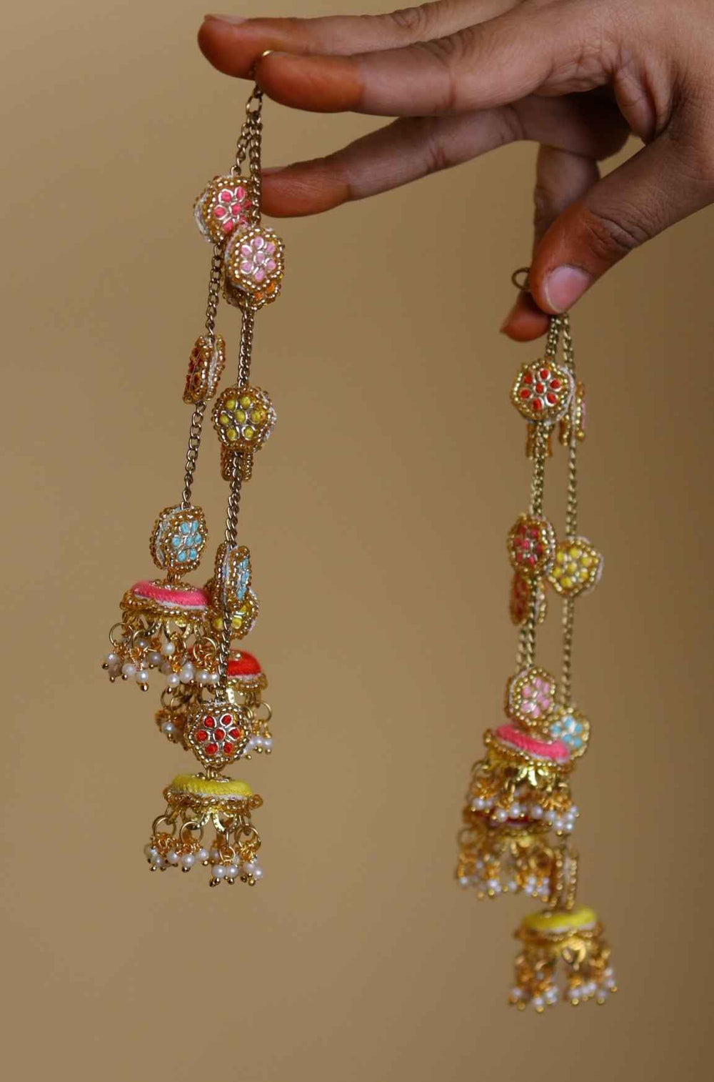 NIharika ( Earrings +Tikka +Necklace+ Haathful+kaleeras)