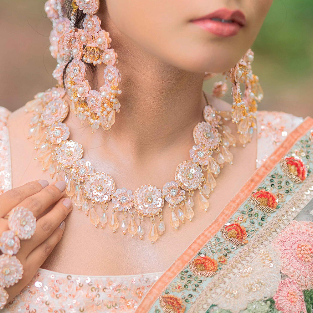 Amrita Necklace Small