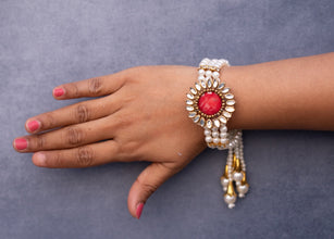 Red bracelet lumba