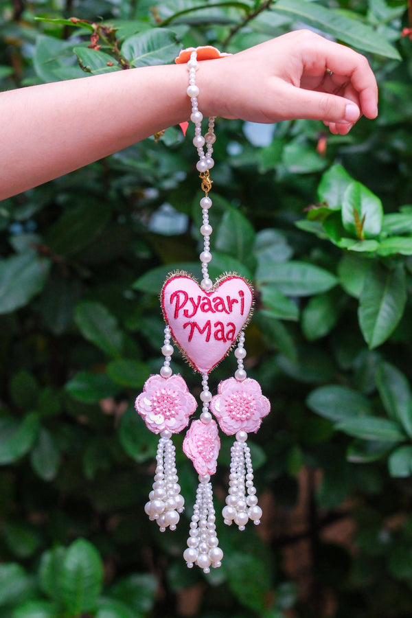 Pyaari Maa Lumba Rakhi